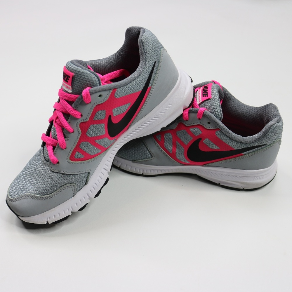 Nike Youth Running Workout Sneakers Shoes Size 3.5